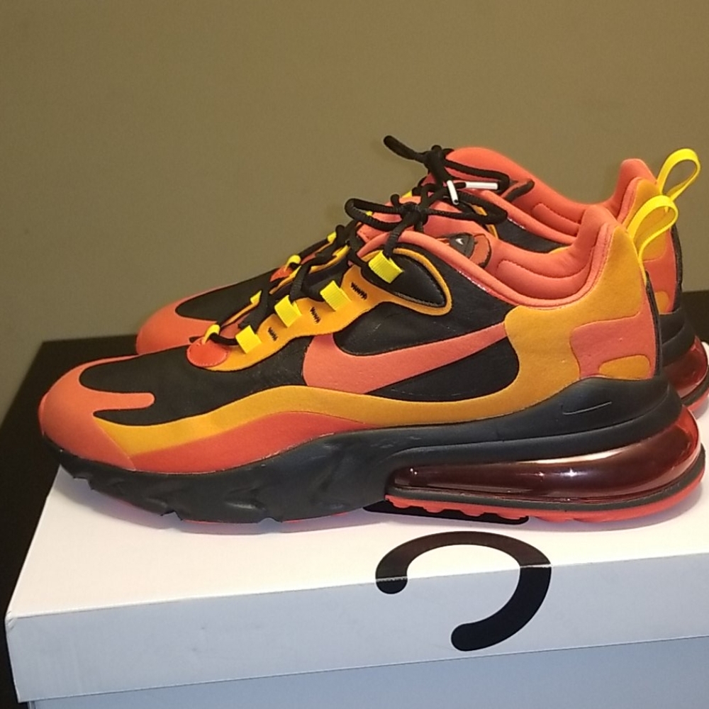 Nike Air Max 270 React Black/Red/Orange Men 11.5